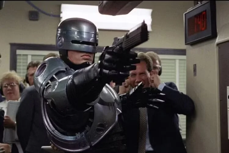 AR Movies : Role of Augmented Reality's in Film Industry 4 Robocop AR Movie - Euphoria XR