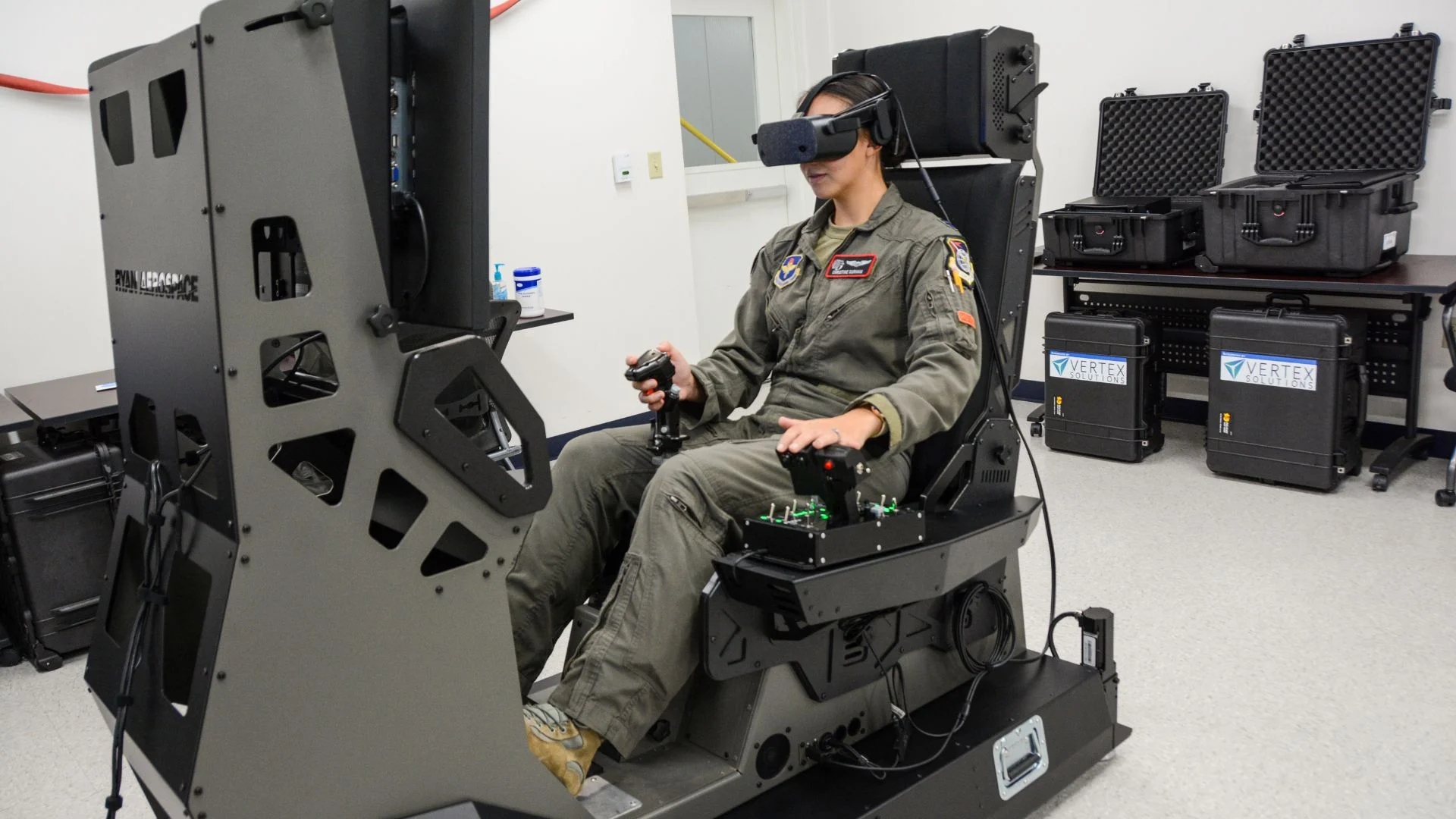 Virtual Reality in Military and Defence Industry 1 Flight and Vehicle Simulators - Euphoria XR